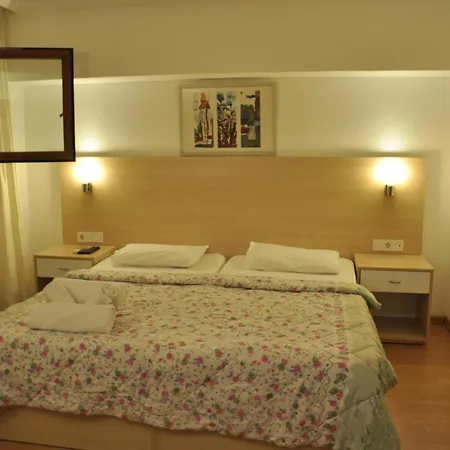 Oscar Bed & Breakfast 2*