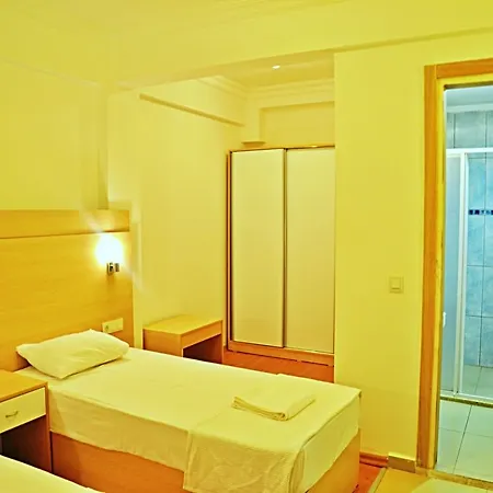 Hotel Oscar 2*